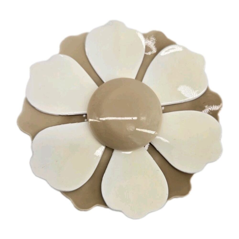 Vintage 1960s Beige Two Tone Flower Power Enamel Groovy Retro Brooch Pin